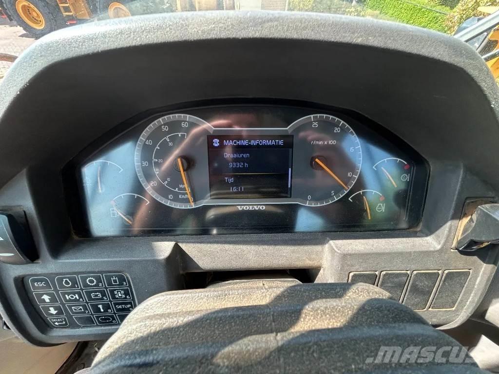 Volvo L90 H Kolesové nakladače