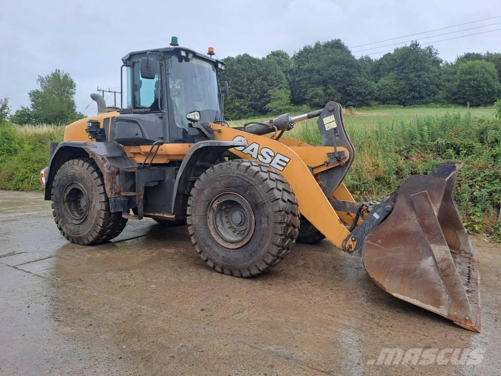 CASE 821g Kolesové nakladače