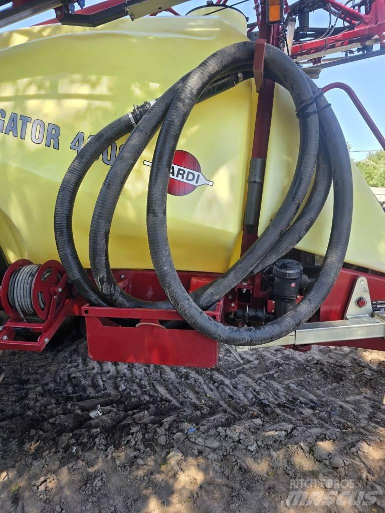 Hardi Navigator 4000 Ťahané postrekovače