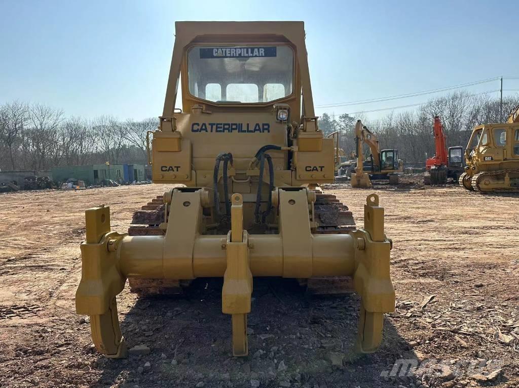 CAT D 8 K Pásové dozéry