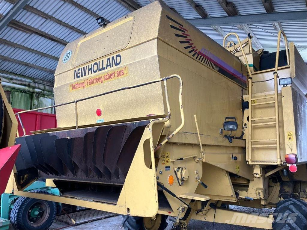 New Holland TX67 Kombinované zberacie stroje