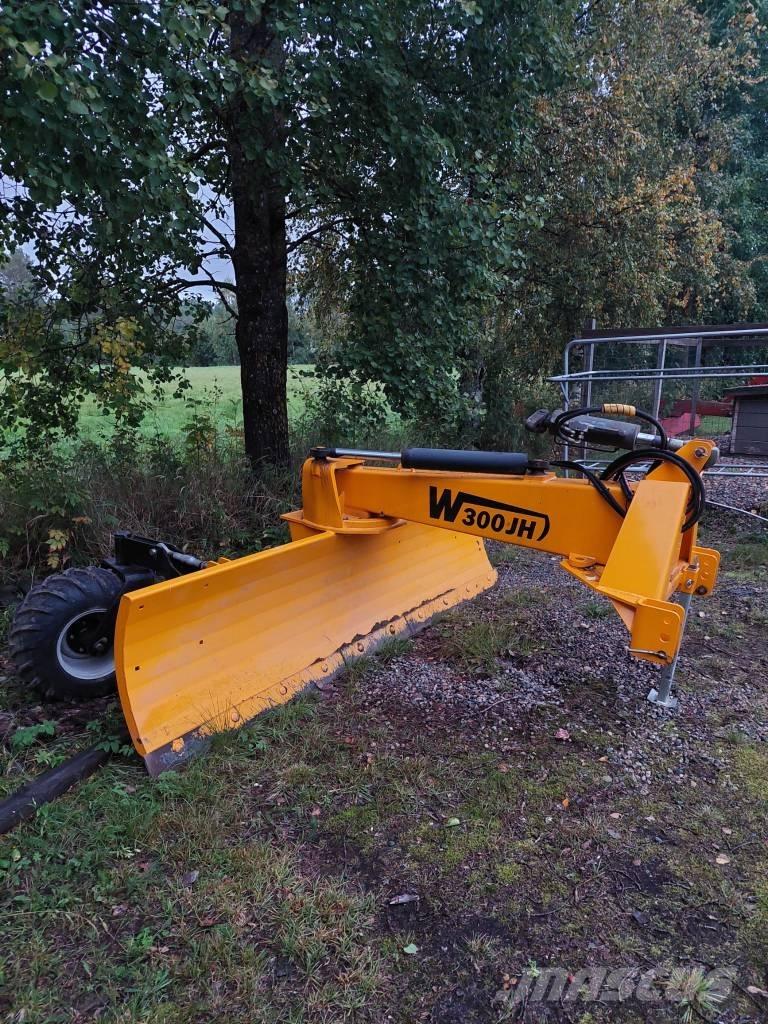 Wieska W300JH2 Ťahané radlice