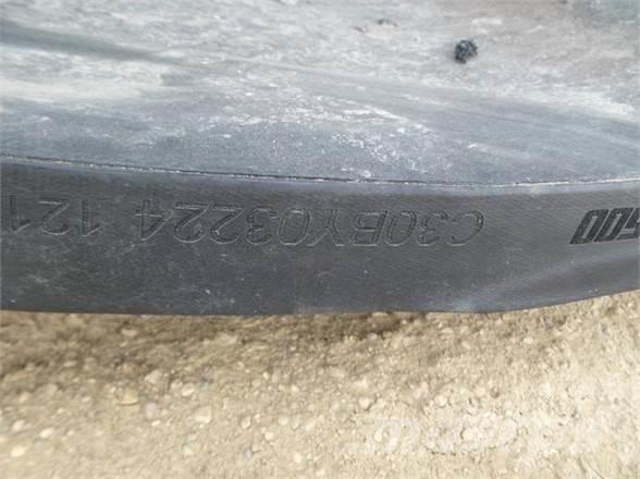  CAMSO 601918D1 Pásy, reťaze a podvozok