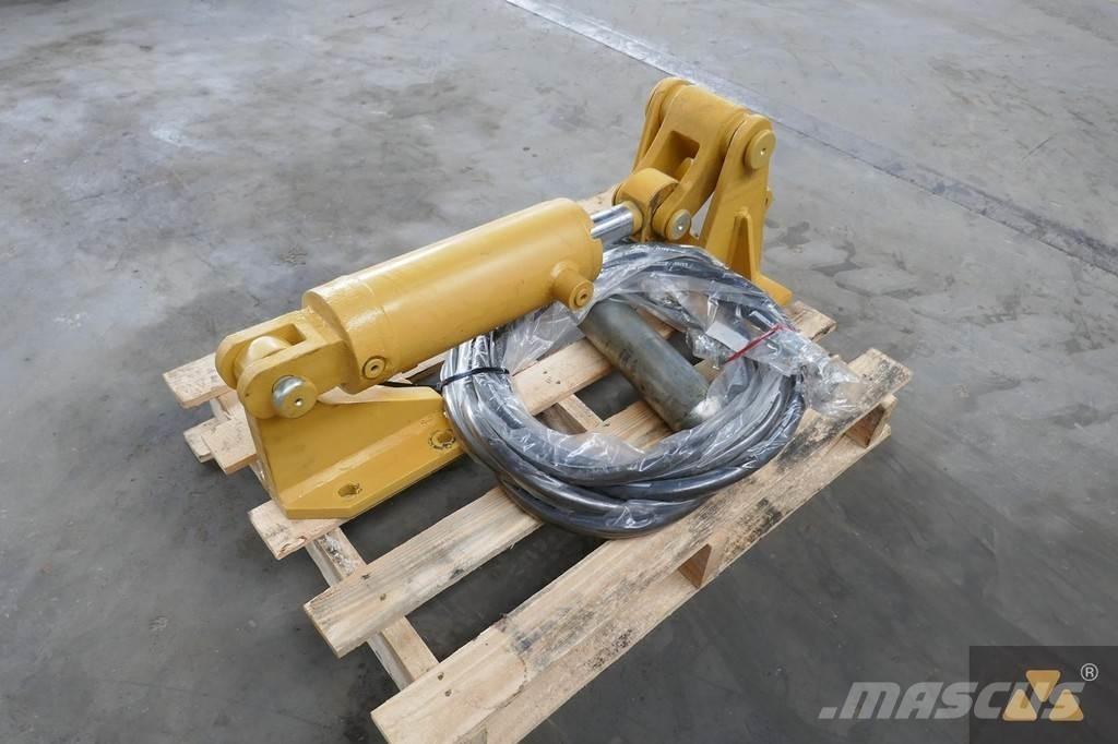 CAT D8T Pin puller Ďalšie komponenty