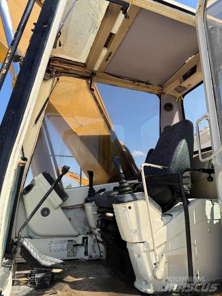 CAT 325 LN Pásové rýpadlá