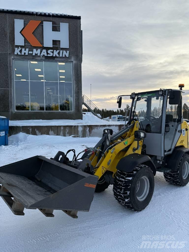 Wacker Neuson WL 28e Kolesové nakladače