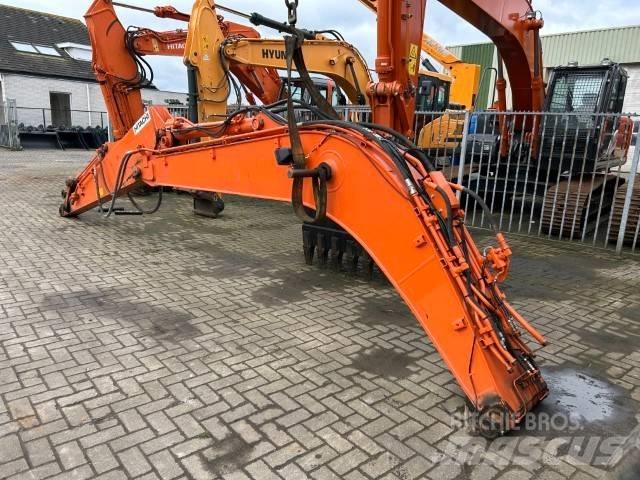 Hitachi ZX 130 Hĺbkové lopaty