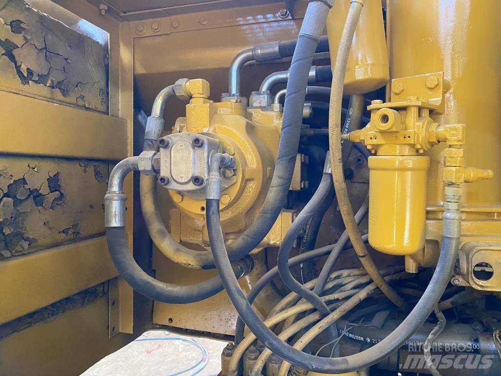 CAT 320 B Pásové rýpadlá