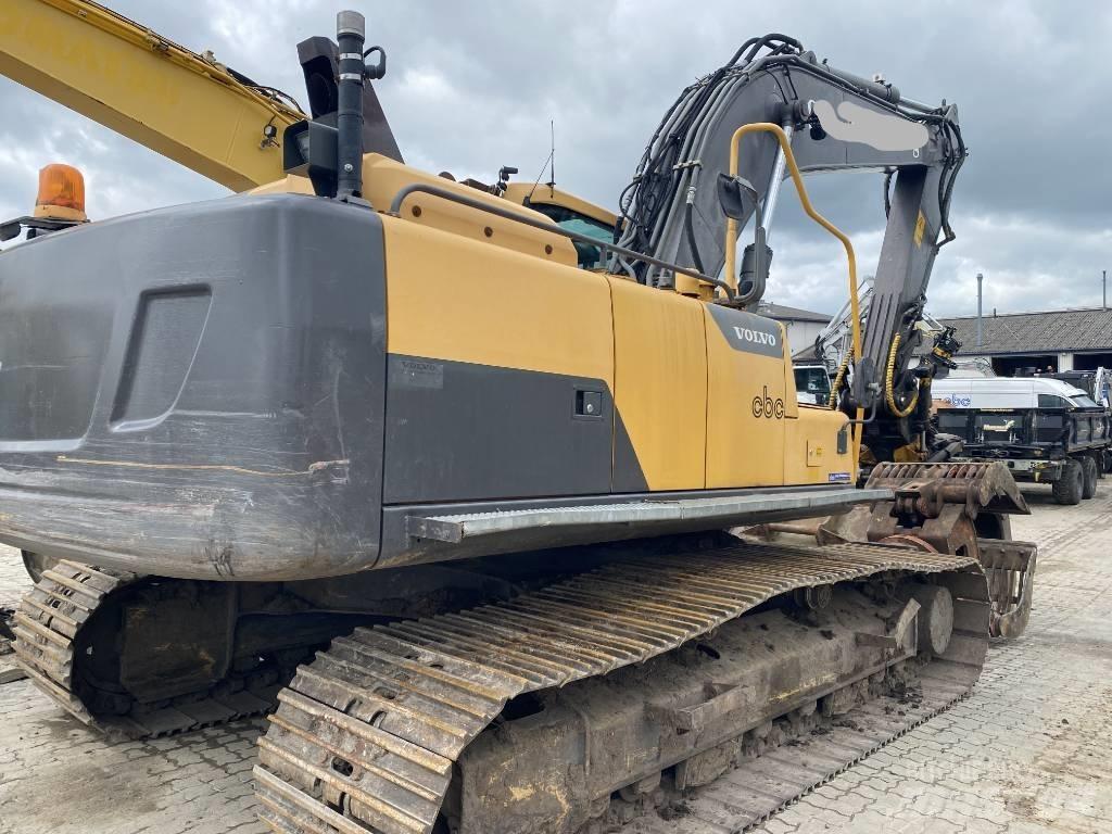 Volvo EC 220 D Pásové rýpadlá