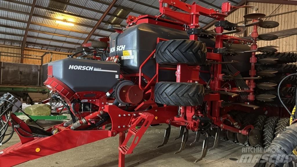 Horsch Focus 6 TD Mechanické sejačky