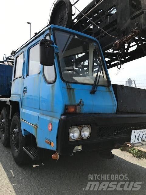 Sumitomo ST350MT Žeriavy pre ťažký terén