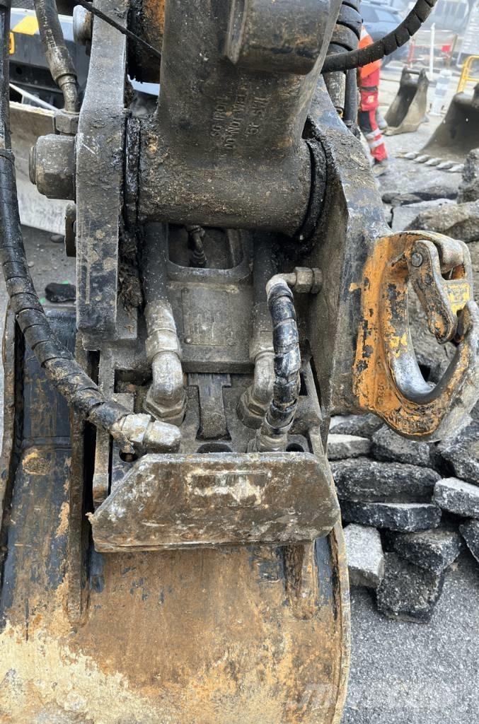 JCB Hydradig Kolesové rýpadlá