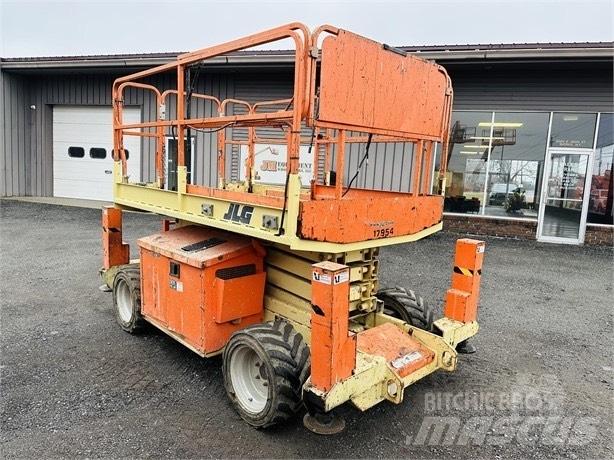 JLG 260 MRT Nožnicové zdvíhacie plošiny
