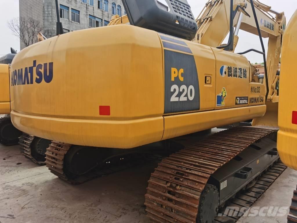 Komatsu PC 220-8 Pásové rýpadlá