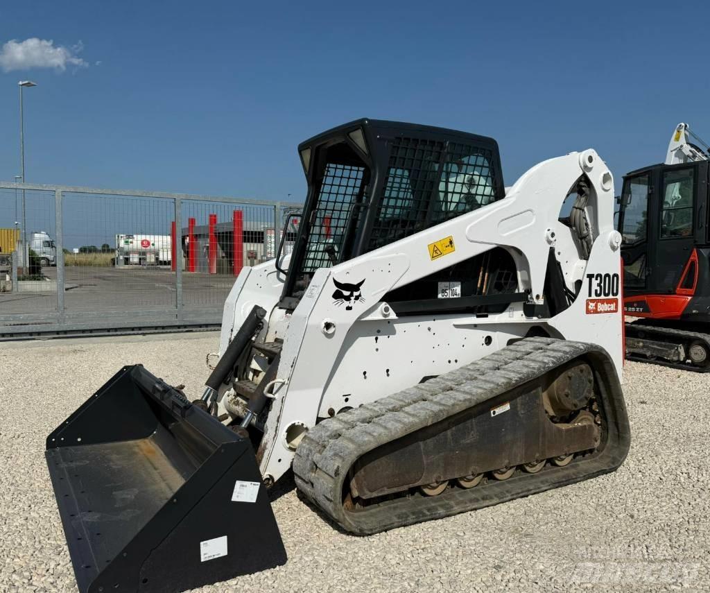 Bobcat T 300 Mininakladače