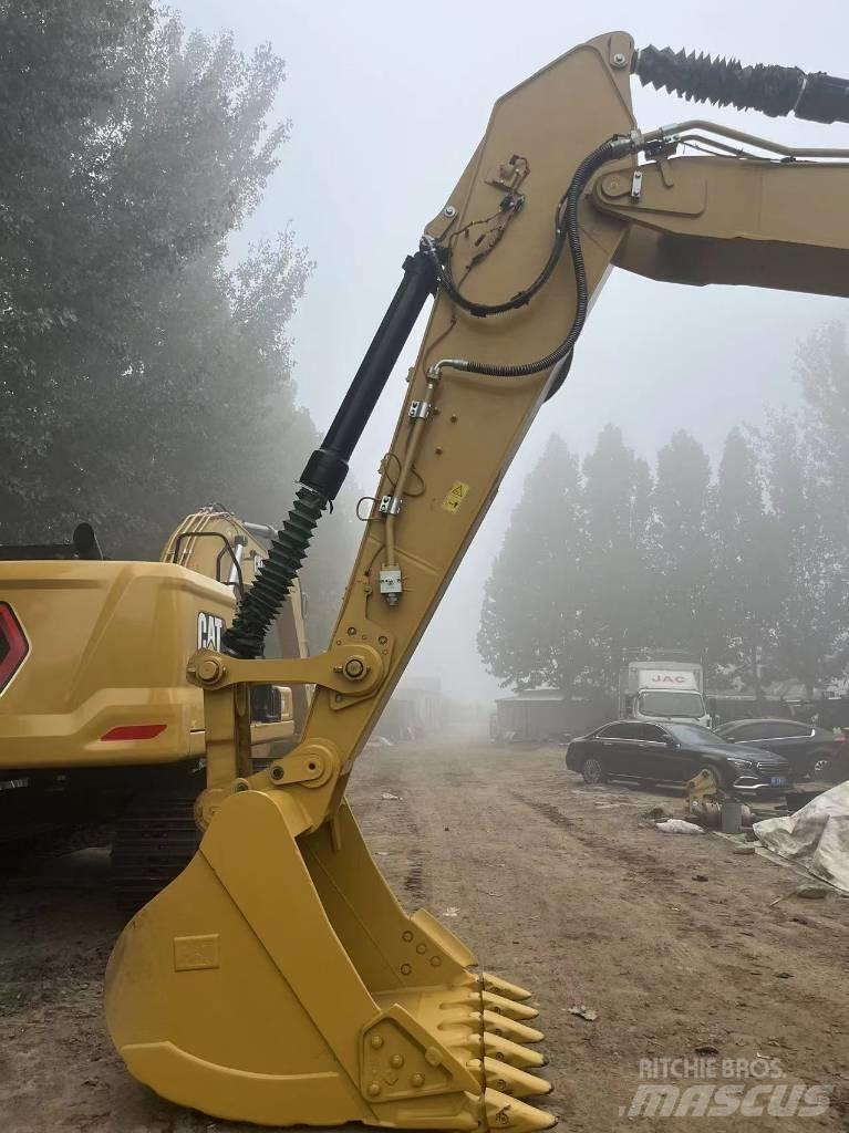 CAT 2021 CAT 330 Kolesové rýpadlá