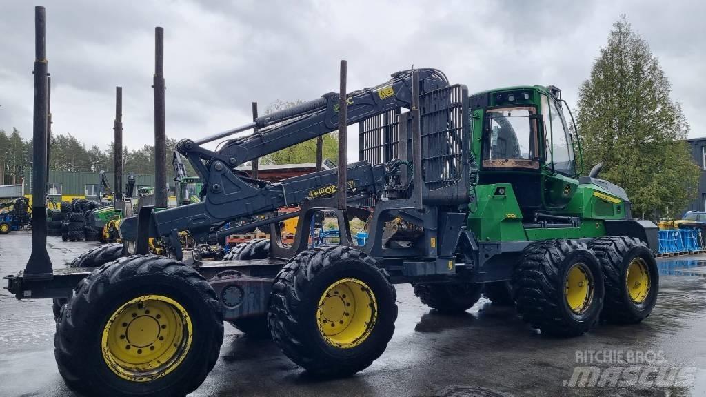 John Deere 1010 G Lesné traktory