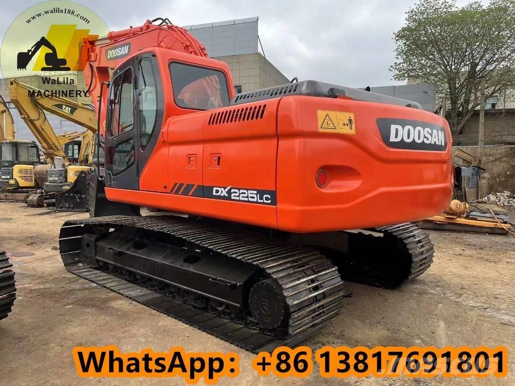 Doosan DX 225 LCA Pásové rýpadlá