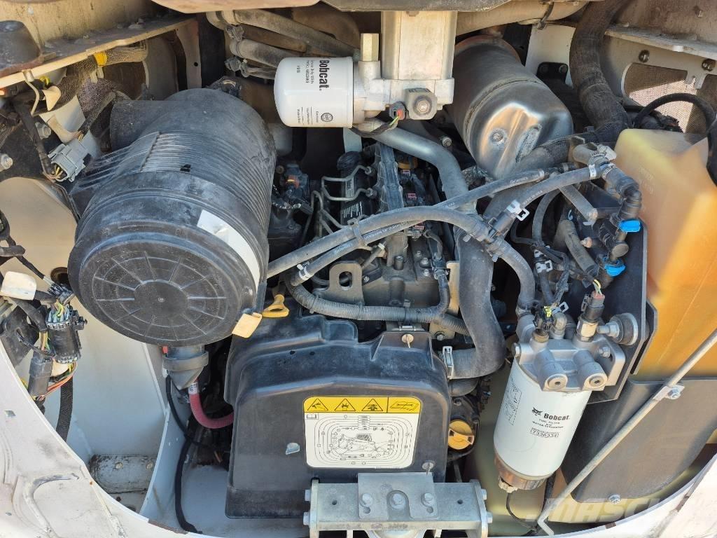 Bobcat T 66 Šmykom riadené nakladače