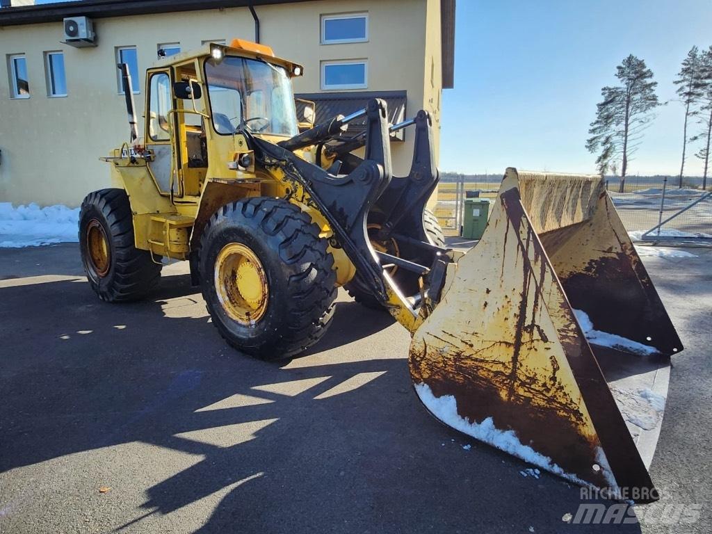 Volvo BM LM846 Kolesové nakladače