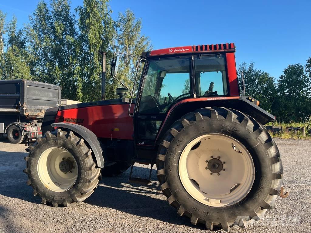Valtra Valmet 8100 Traktory