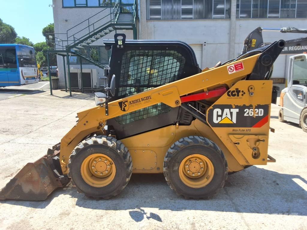 CAT 262 D Šmykom riadené nakladače