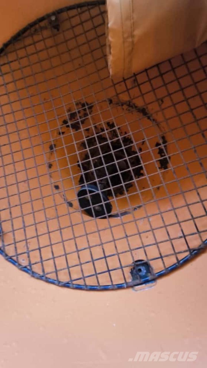 John Deere 3046R Kompaktné traktory