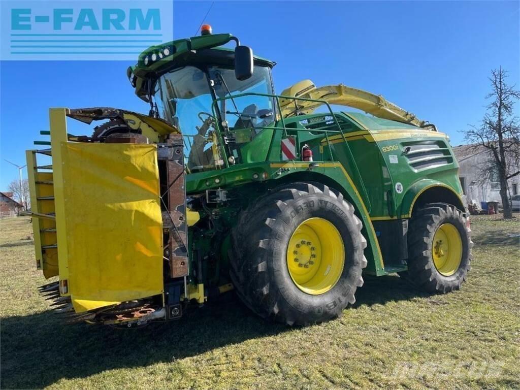 John Deere 8300 Samochodné kosačky