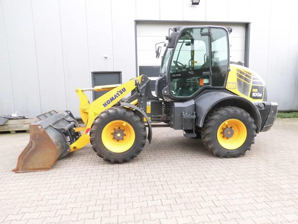 Komatsu WA 100 M-8 Kolesové nakladače