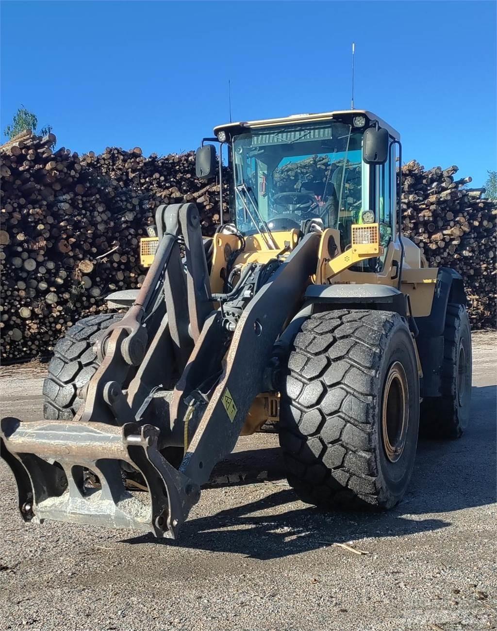 Volvo L110G Kolesové nakladače