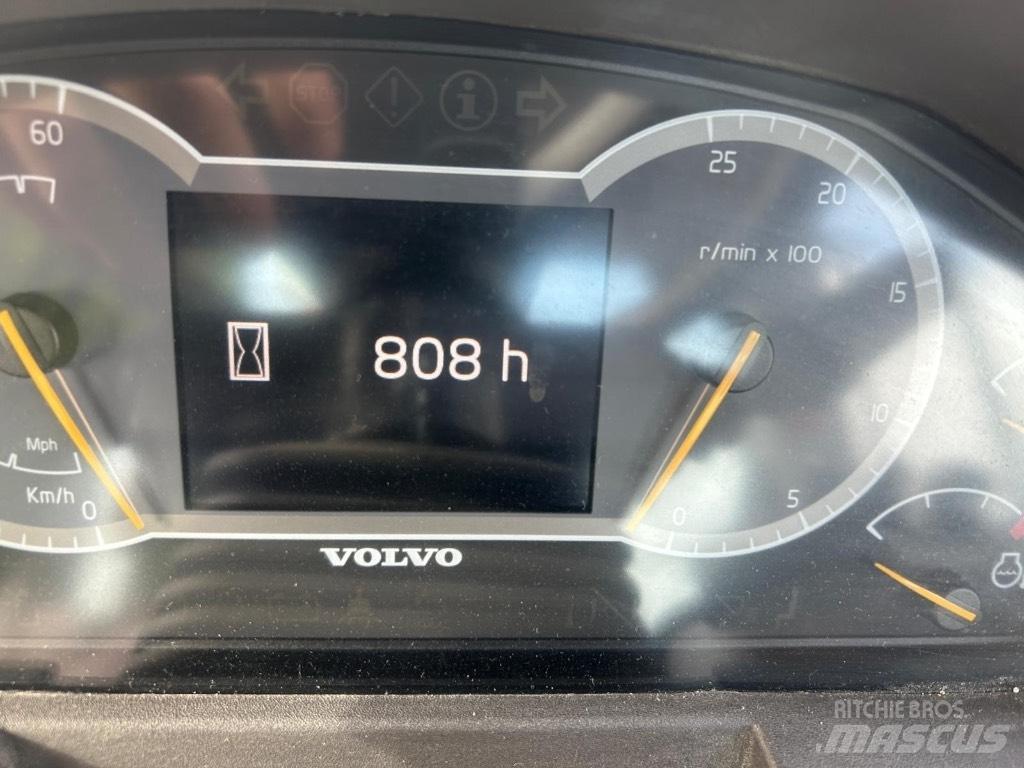Volvo L 90 H Kolesové nakladače