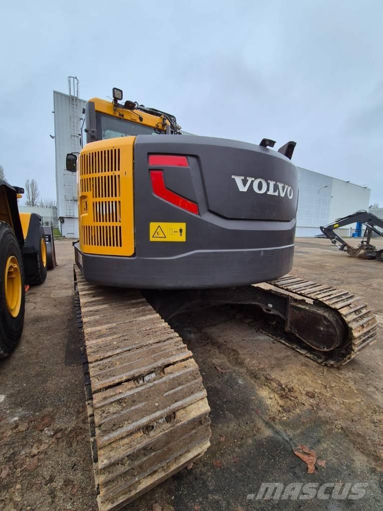 Volvo ECR 235 D Pásové rýpadlá