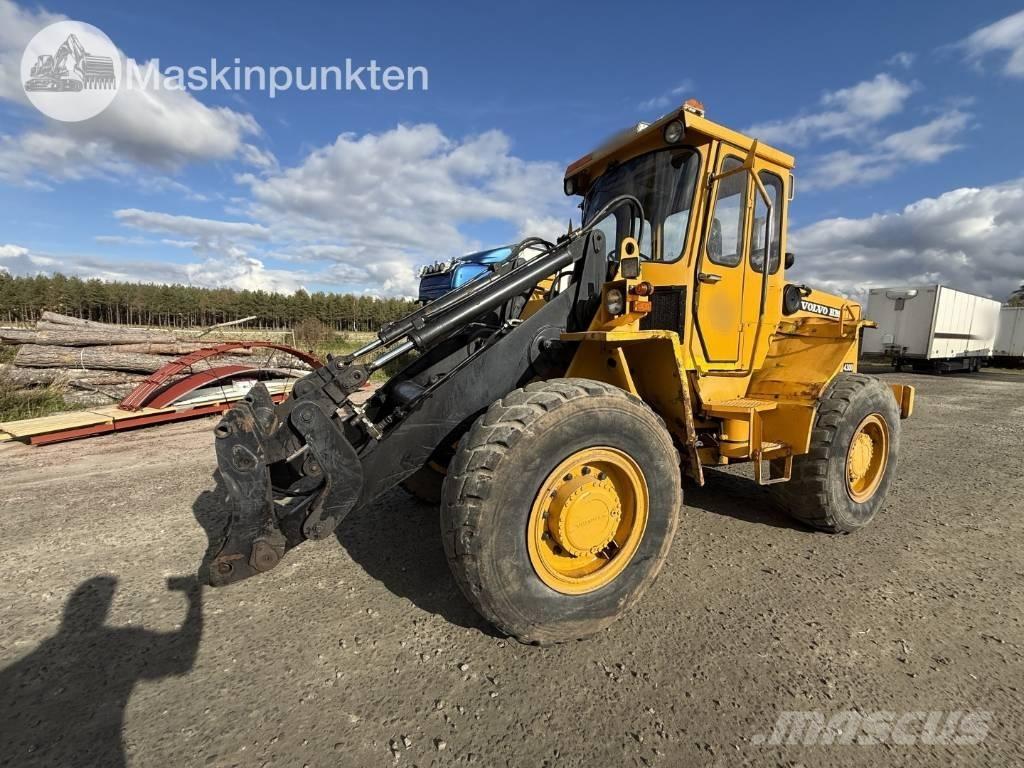 Volvo BM 4300 Kolesové nakladače