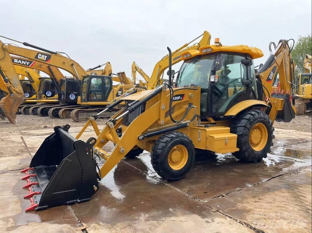 CAT 420 F II Rýpadlo-nakladače