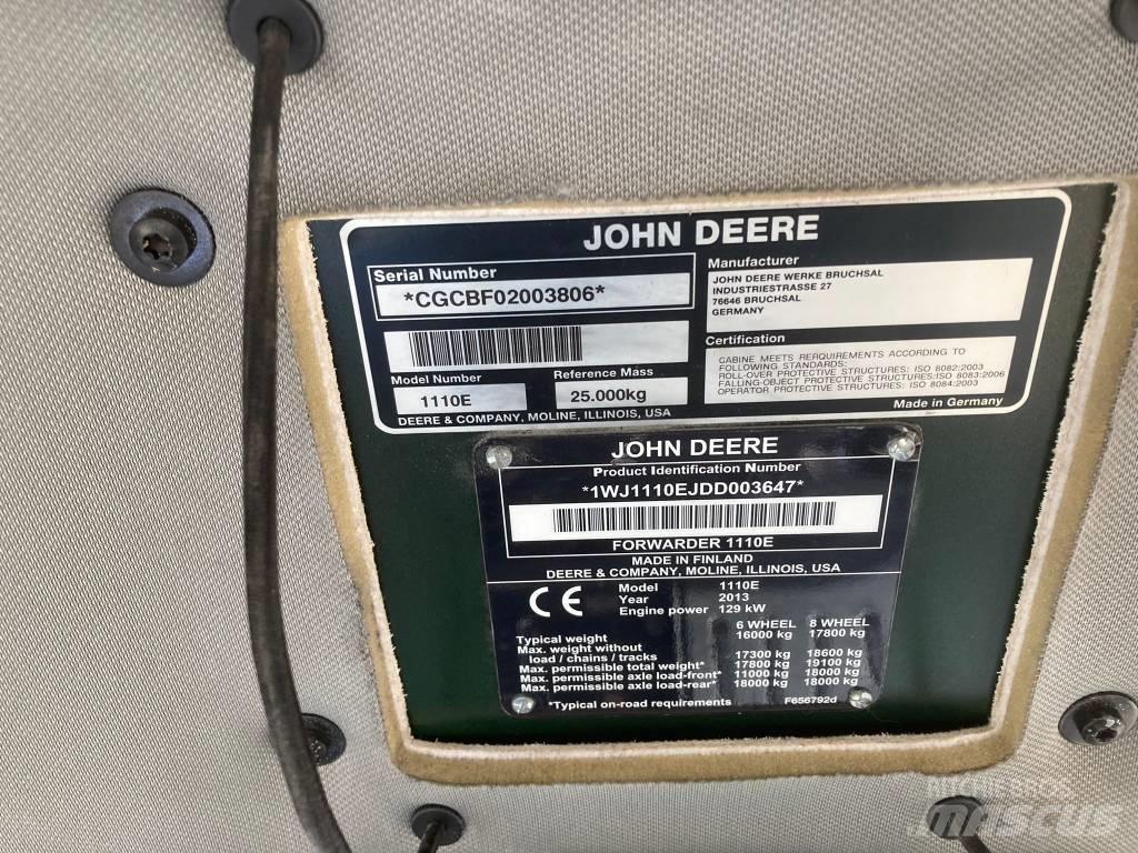 John Deere 1110E Lesné traktory