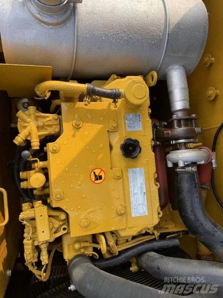 CAT 315 D2GC Pásové rýpadlá