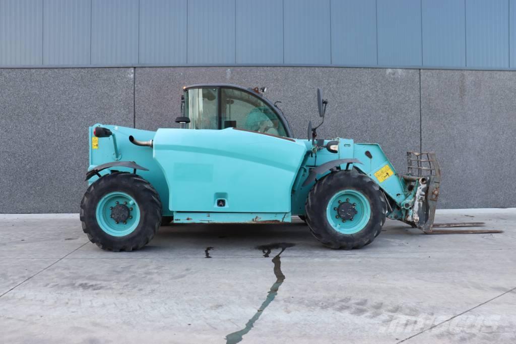 Bobcat TL 470 Teleskopické manipulátory