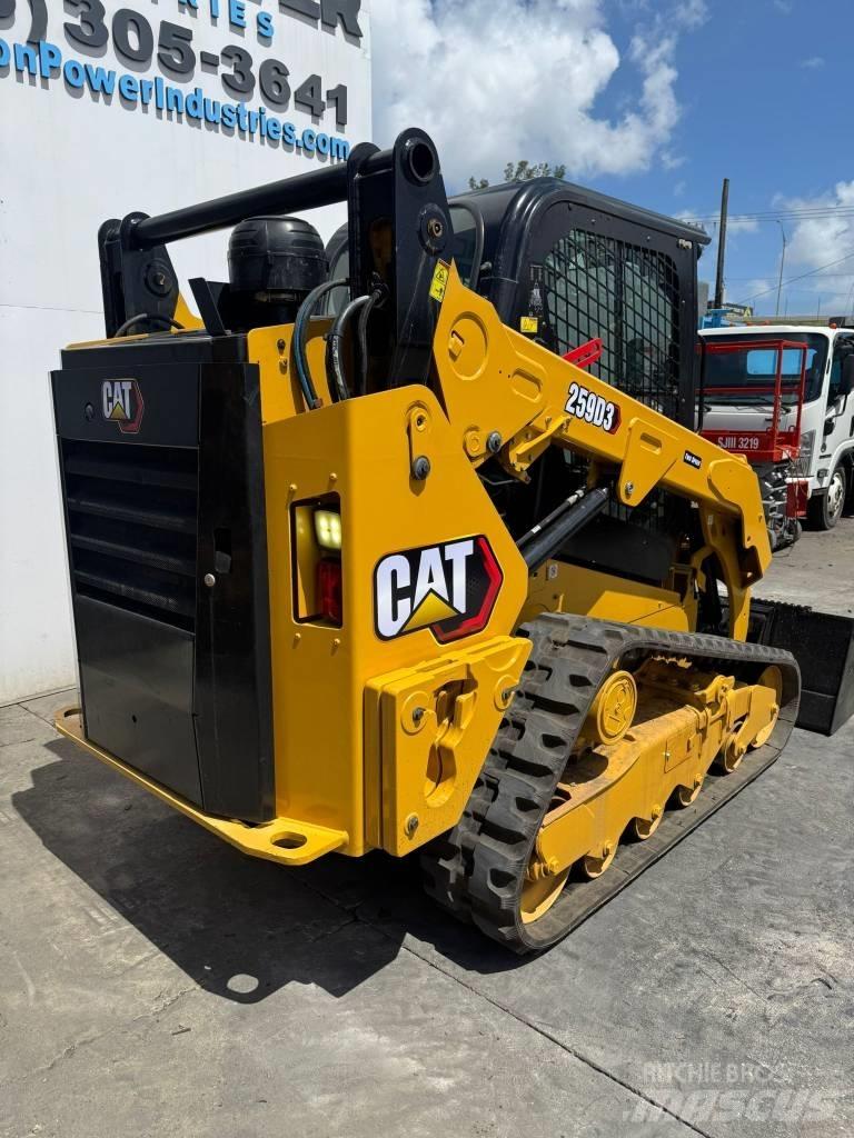CAT 259D3 Šmykom riadené nakladače