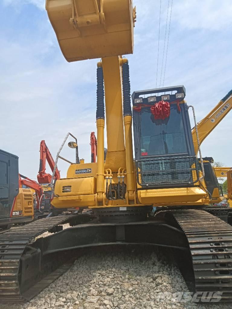 Komatsu PC 240 Pásové rýpadlá
