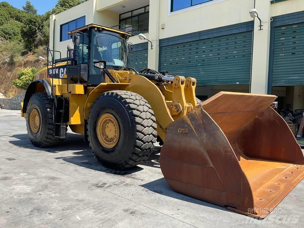 CAT 980M Kolesové nakladače
