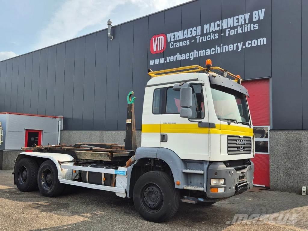 MAN TGA 26.310 310 Hákový nosič kontajnerov