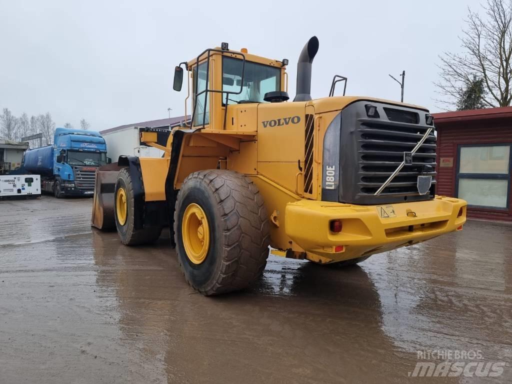 Volvo L180 E Kolesové nakladače