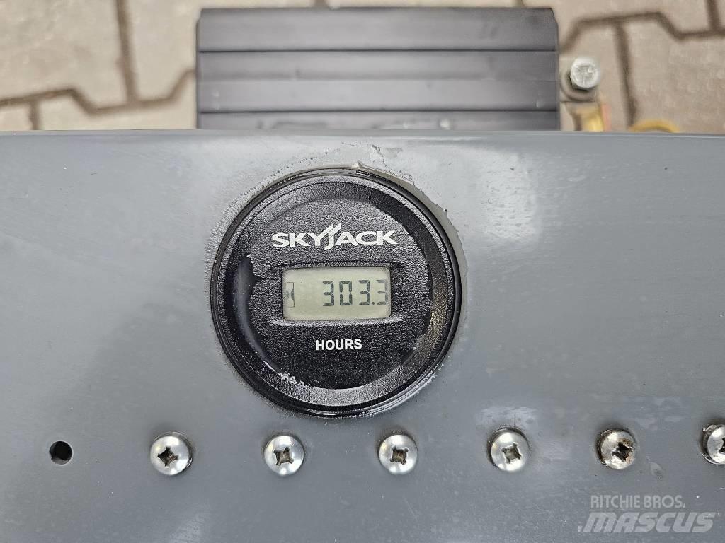 SkyJack SJ III4632 Nožnicové zdvíhacie plošiny