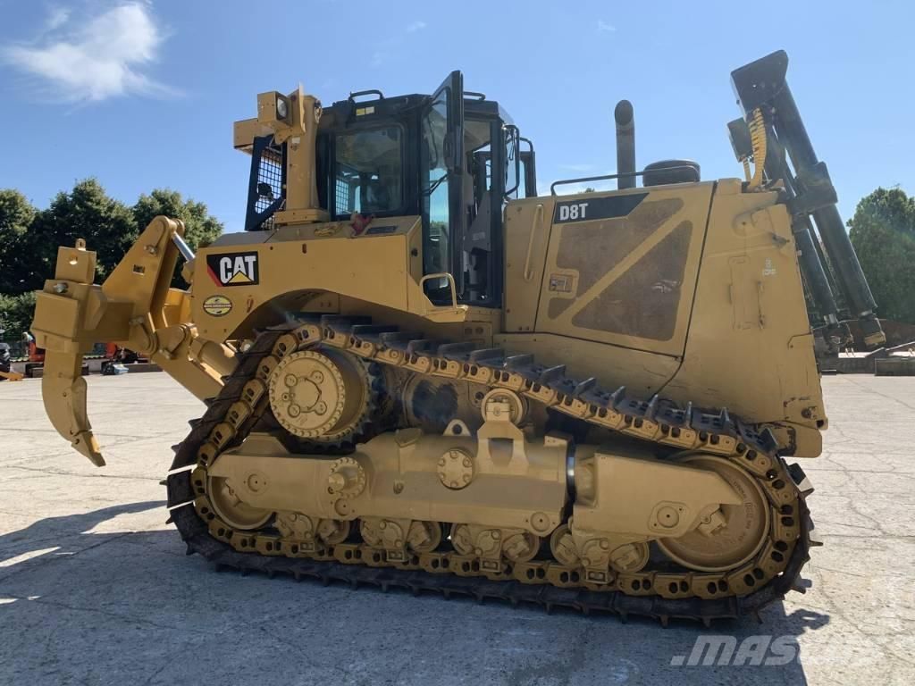 CAT D 8 T Pásové dozéry