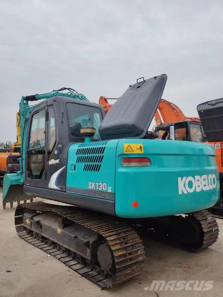 Kobelco 130 Pásové rýpadlá