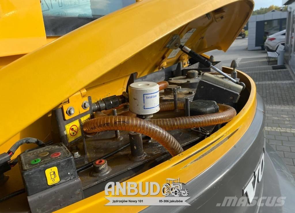 Volvo ECR 88 D Pásové rýpadlá