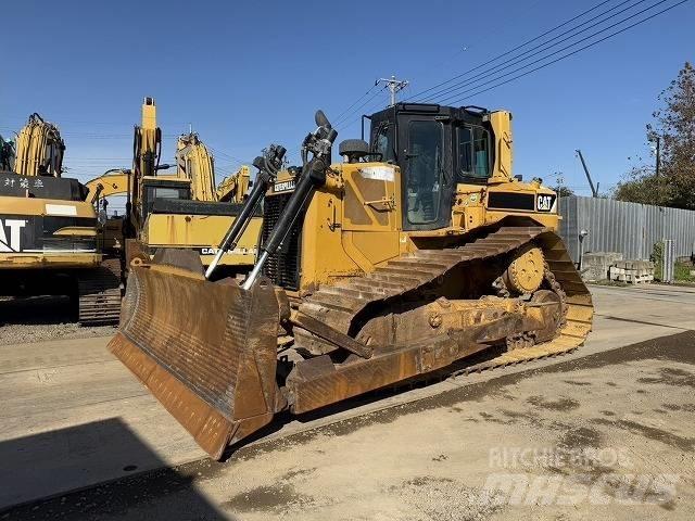 CAT D 6 T LGP Pásové dozéry