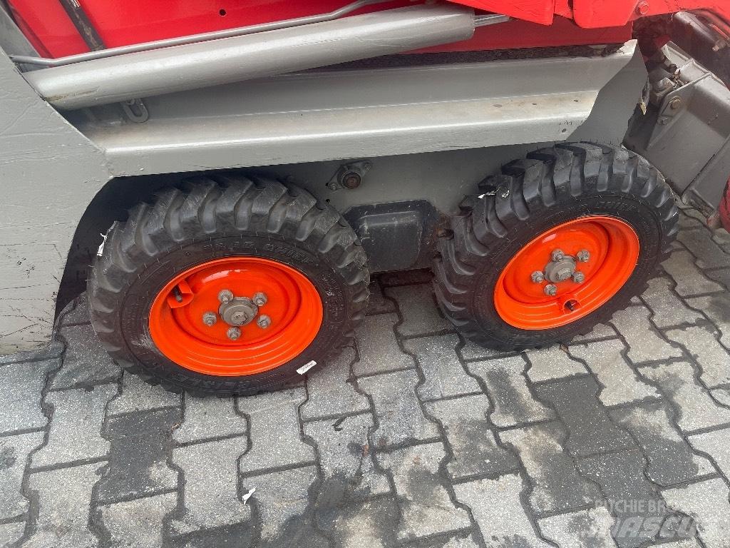Bobcat S 70 Šmykom riadené nakladače
