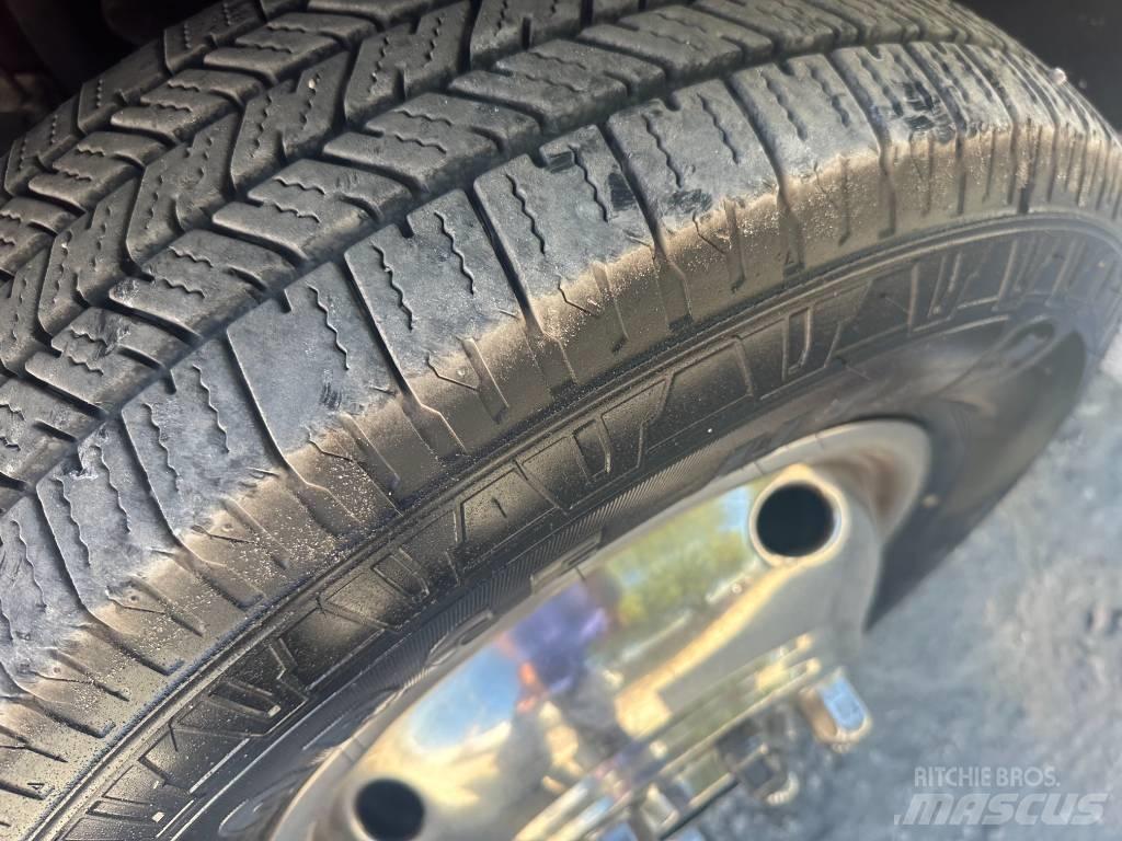 Ford F 350 Sanitky
