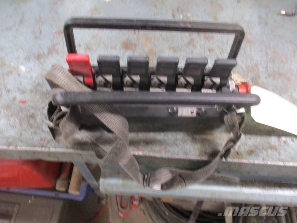 Hiab 245E-5 Nakladacie žeriavy